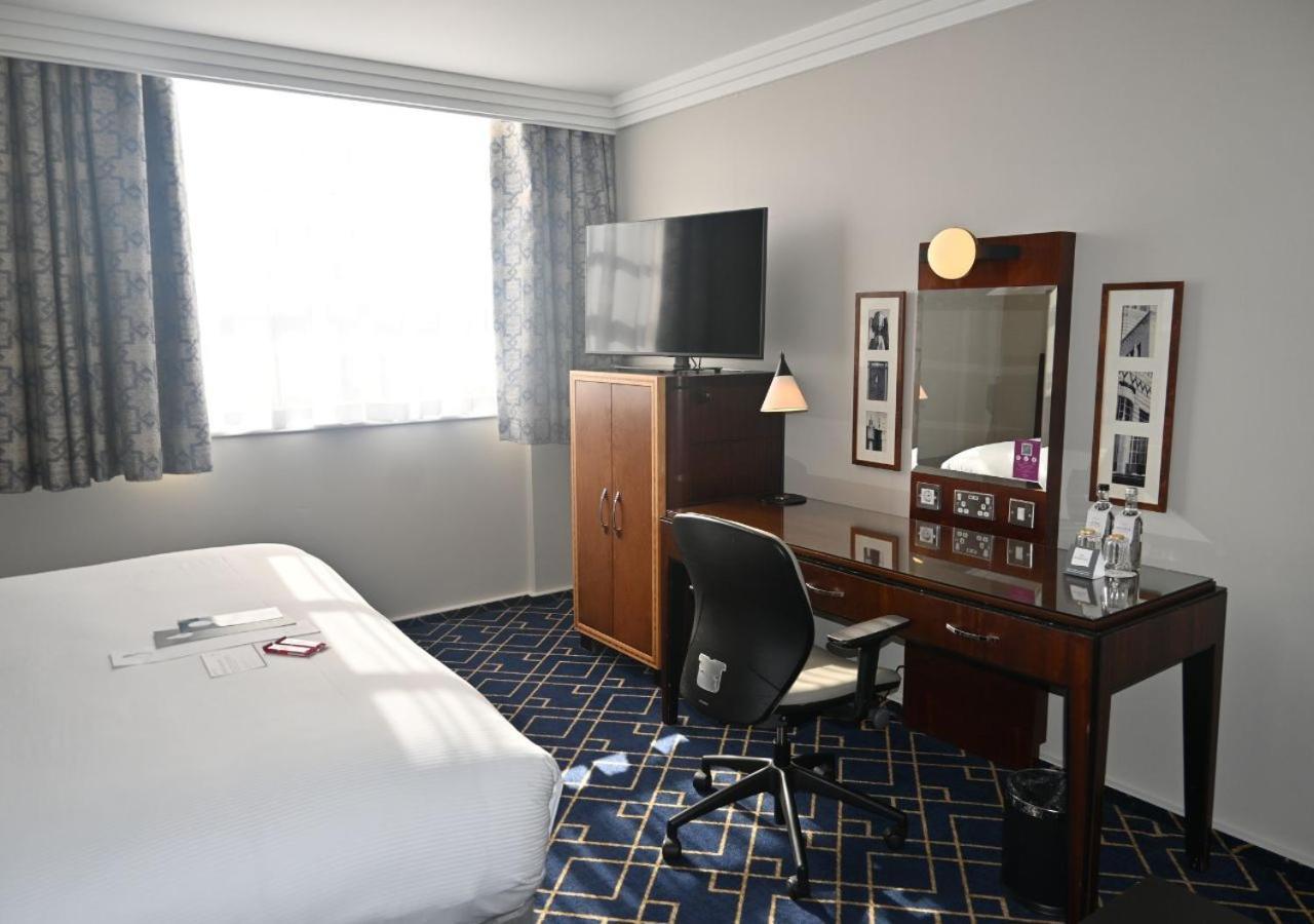 Crowne Plaza Liverpool - John Lennon Airport By Ihg Zewnętrze zdjęcie